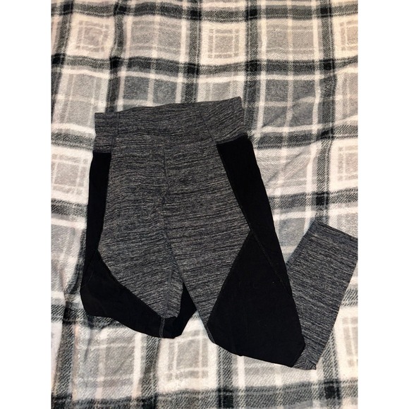 Black & Grey Calvin Klein Performance Leggings Size Small Women's (H8) - Picture 1 of 6